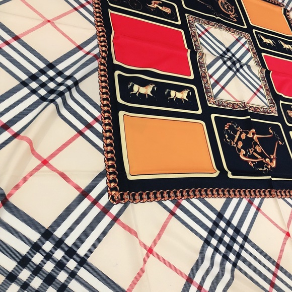 Silk scarf - Picture 4 of 4